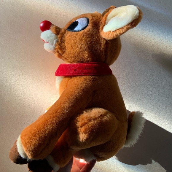 Vintage singing Rudolph the red nose reindeer-mouth sings,nose lights up. Sits - Picture 5 of 5